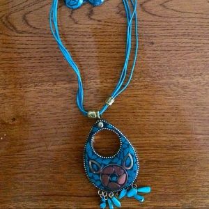 Cute Turquoise necklace and earring set.